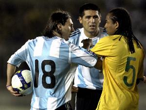 里克尔梅：我助攻帮巴萨取胜，范加尔说我是混乱分子停止首发