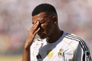 收受姆巴佩6万捐款！法媒：该警员因未向上级报告，被罚提前退休