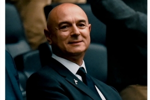 前热刺主席列维将被授予CBE勋章，俱乐部官方社媒发文祝贺