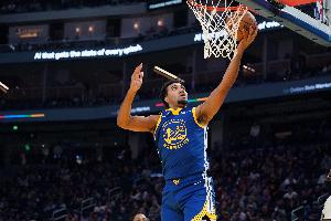 科尔：上场打猛龙没让TJD上场确实不太对 他最近打得非常好