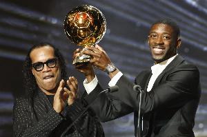 法媒：巴黎公布香榭丽舍大道跨年活动，包括向大巴黎和登贝莱致敬