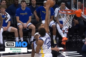 我也来一个！赵四隔扣追梦之后 小波特也杀进内线单臂隔扣TJD