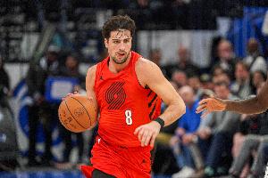 准三双！阿夫迪亚18中9拿下27分9板11助2断 6失误略多