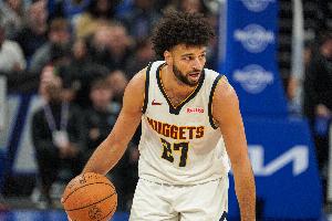 缺了4主力了！掘金记者：穆雷圣诞大战扭伤脚踝 这多少影响他发挥