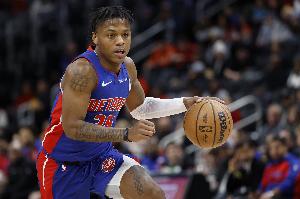 强力替补！萨瑟8中5砍19分2板5助2断 三分6中4疯狂惩罚湖人