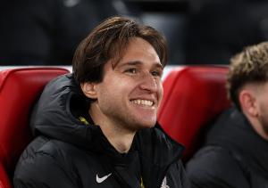 记者：基耶萨为世界杯而倾向离开利物浦，已和佛罗伦萨和尤文接触