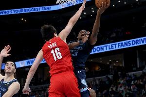 开拓者自媒体：科沃德打得像最佳新秀 而开拓者却选择了杨瀚森