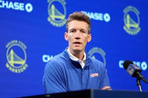 詹宁斯：邓利维该拿出魄力清理门户 现在勇士有些人就是累赘