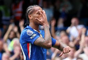 若昂·佩德罗：在切尔西每个人都有可能首发，因此没人会变得自满