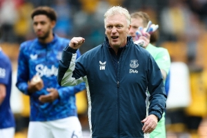 莫耶斯谈格拉利什本场替补：他生病了还没完全恢复，本不该回归