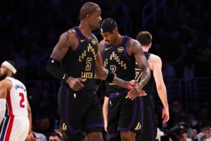 湖蜜喷湖人输球：我们有詹姆斯东契奇为何还输？是时候交易老詹了
