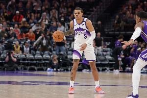 飞跃进步！基昂特·乔治近9场场均30.8分7助攻 命中率49/46/90%