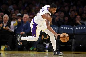 太辣眼睛！斯玛特4中1得到6分2板5助3断 正负值-24全场最低