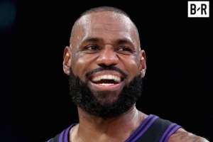 B/R晒老詹系列纪录庆生：对阵过历史上35%球员 季后赛胜场超21队