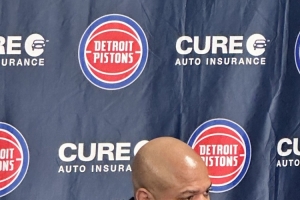 活塞主帅：东契奇无论如何肯定会走上罚球线 我们不能犯低级错误