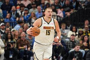 世界篮坛之万幸！Shams：约基奇的韧带完好无损