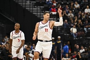 十大退步球员：来了快船先整活？浓眉巅峰已过？老詹终于老了？