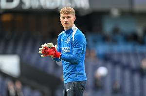 太阳报：若考文垂成功升超，将考虑买断布莱顿租借门将拉什沃斯