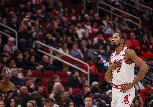 KD：习惯了65场门槛 设定这是考虑球迷 但球迷抱怨估计会改回去