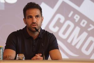 记者：切尔西新帅候选名单很短，不含法布雷加斯但有白堡主帅