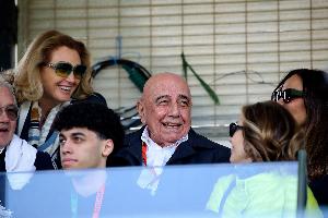 加利亚尼：始终确信阿莱格里有执教米兰的大将风范，他改变了米兰