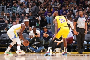 富保罗：詹姆斯巴特勒互换不可能发生 你咋知道巴特勒想走呢