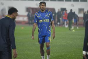 遭加蓬开除！奥巴梅扬回复网友：球队的问题远比我这个小人物复杂