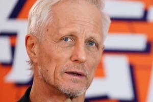 安德森：我非常高兴能有这么好的球迷，总是鼓舞球员鼓励着球队