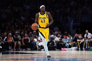 三分差距不小！半场魔术外线12投仅3中 步行者则18中8