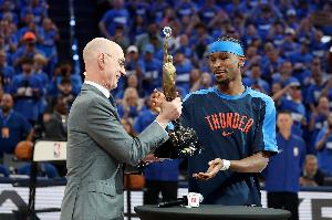 约基奇最新受害者？65场规则很失败 它唯一作用是影响年轻人挣钱