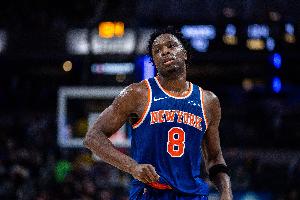 没有状态！阿努诺比三分球5中0仅拿9分5板2助2断1帽 正负值-25