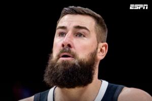 约老师替补也伤！Shams：瓦兰丘纳斯右小腿拉伤 4周后重新评估