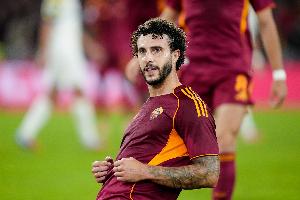 罗体：罗马遭遇流感侵袭多名球员没有训练 埃尔莫索已经回归