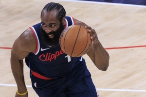 哈登：对我来说新年是从5场前开始的 祝大家26年健康、富足、顺遂