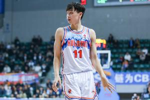 进攻便秘！新疆首节仅拿9分&投篮19中4 齐麟4中0