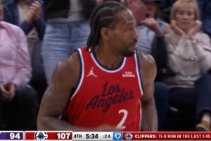 扬帆起航！巴图姆抢断后小卡反击扣篮 快船轰11-0再获两位数领先