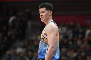 难阻失利！阿不都沙拉木11中6拿到20分6板 罚球9中7