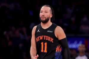 表现还算凑合！布伦森24中10&三分10中1 得到24分2篮板5助攻