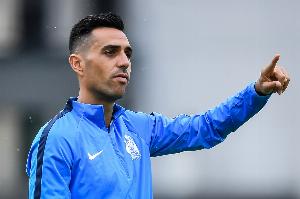 记者点评扎哈维：是中超迄今为止最全面的前锋，身体及技术都不差