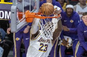 18中12砍31分！詹姆斯：我只想让自己保持稳定而且超级高效的发挥