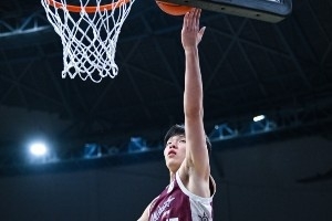 杨瀚森2025十大比赛：季前赛单节14分 NBA首次首发 总得分超周琦