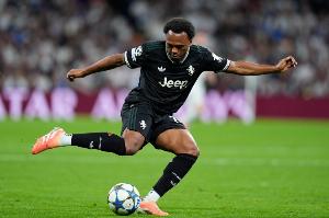 意媒：奥蓬达出场序列攀升，近期将和戴维竞争尤文首发中锋位置