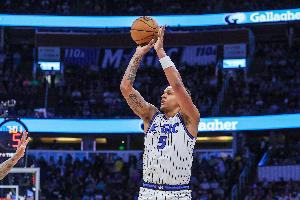 难挽败局！班凯罗23中13空砍31分6板6助2断1帽 三分5中2