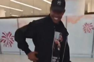 重磅引援！茹萨已抵达成都