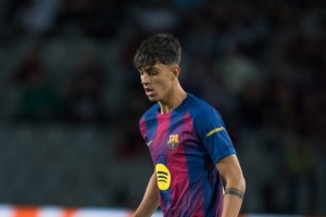 世体：贝尔纳尔决定留在巴萨，他拒绝在冬窗被租借出去
