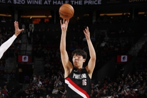 苏群：杨瀚森三分出手比以前快多了 CBA时他得瞄半天