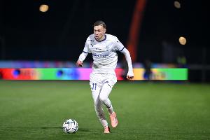 队报：曼城有意特鲁瓦18岁边锋德图尔贝，两队同属城市足球集团