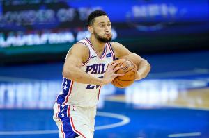 小莫：西蒙斯被费城的舆论压力毁了 若他留在76人可能已经夺冠了