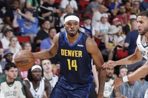 残阵雪上加霜！掘金霍姆斯首发 开场81秒吃到2次犯规下场