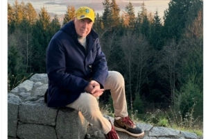 安切洛蒂社媒送新年祝福，穆勒留言：今年您一定要来看温哥华比赛